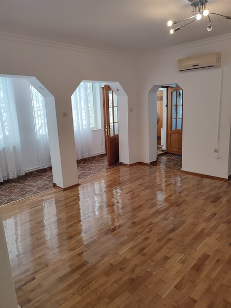 Brancoveanu metrou, Alunisului, Lukoil.