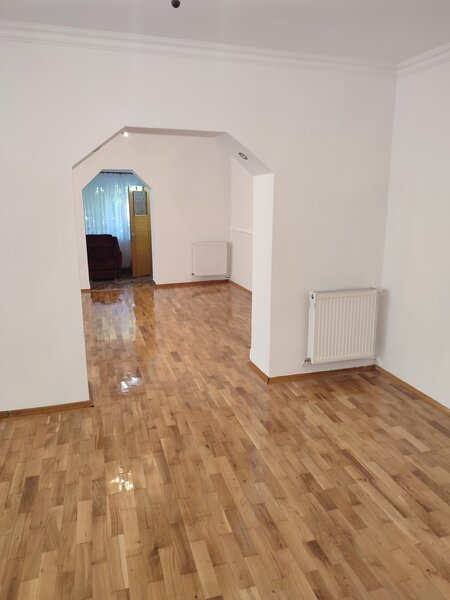 Brancoveanu metrou, Alunisului, Lukoil.