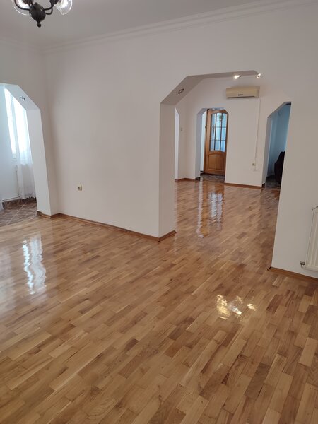 Brancoveanu metrou, Alunisului, Lukoil.