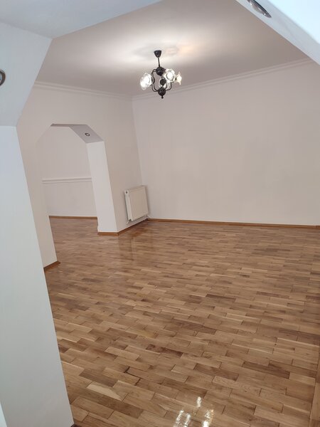 Brancoveanu metrou, Alunisului, Lukoil.