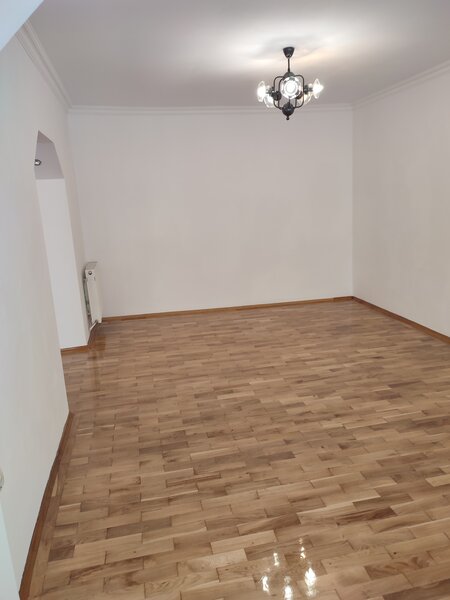 Brancoveanu metrou, Alunisului, Lukoil.