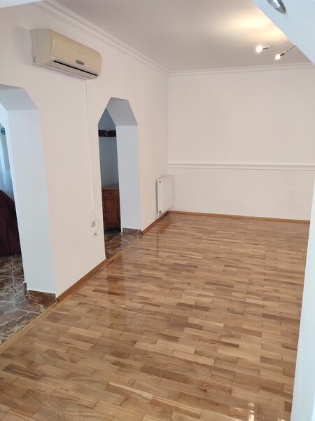 Brancoveanu metrou, Alunisului, Lukoil.